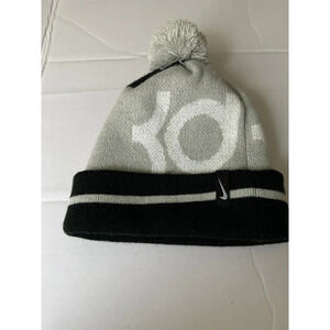 Nike Kevin Durant Youth Cuffed Winter Beanie Pom Hat